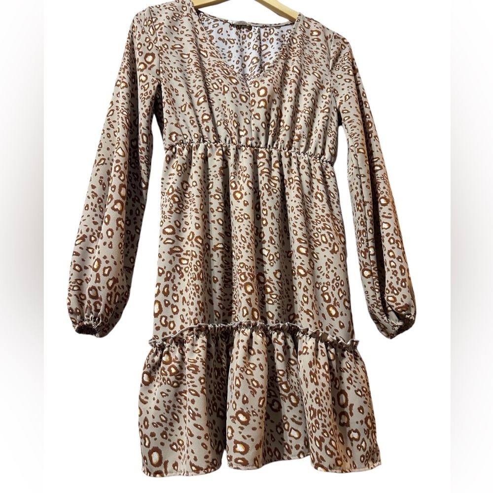 Urban Rose Animal print dress V-Neck Size Medium